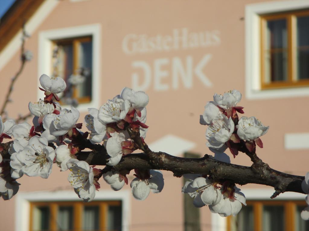 Gaestehaus Rudolf U. Sandra Denk Wösendorf Exterior foto