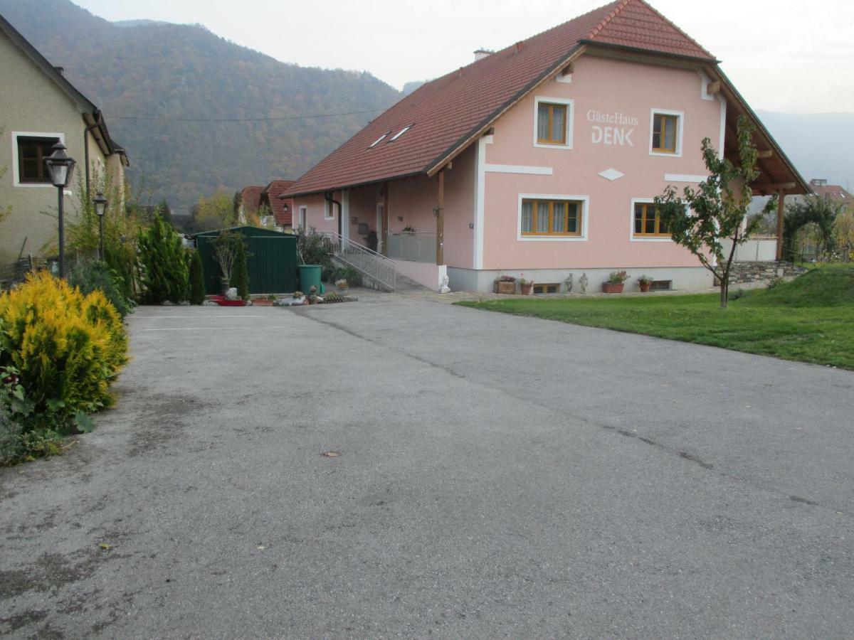 Gaestehaus Rudolf U. Sandra Denk Wösendorf Exterior foto